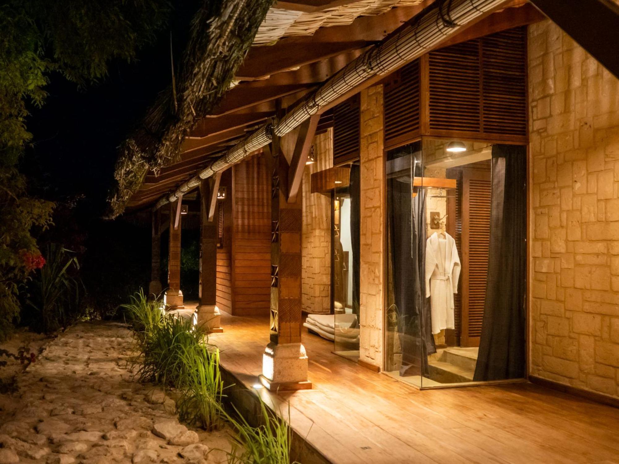 Demeure De La Compagnie Generale Des Huiles Precieuses Bed and Breakfast Ifaty Buitenkant foto